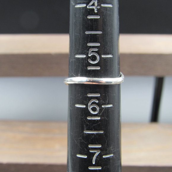 Size 5.5 Sterling Silver Odd Design Wave Beach Band Ring Vintage - Picture 4 of 6